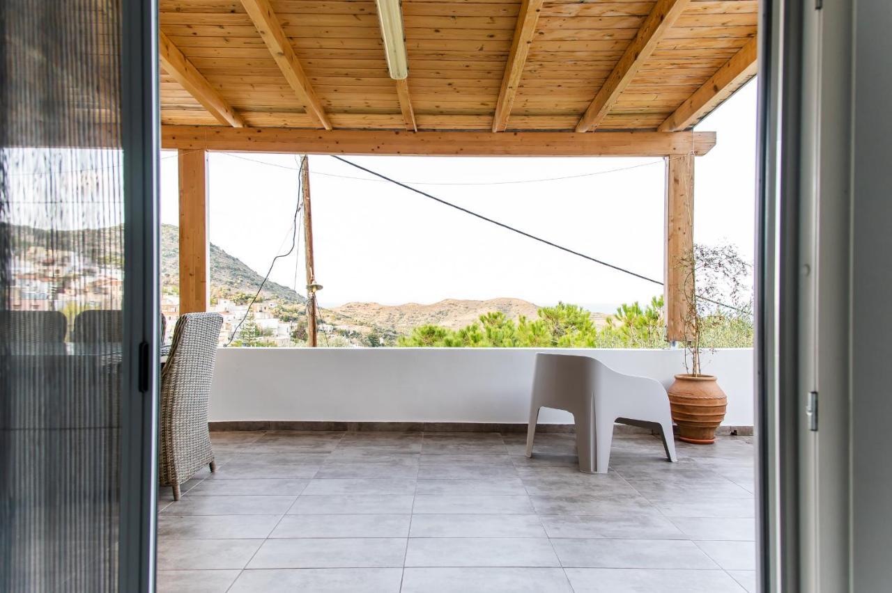 Chic & Spacious House In Rodia * Heraklion (Crete)