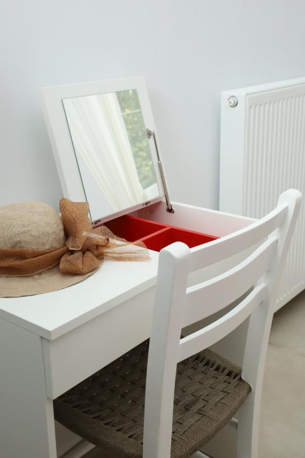 Chic & Spacious House In Rodia הרקליון